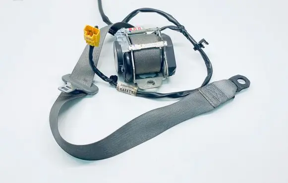 Chrysler Sebring (JS) Front seatbelt XS44BD5AE XS44BD5AD