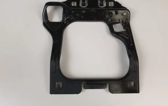 Peugeot 208 Other engine bay part