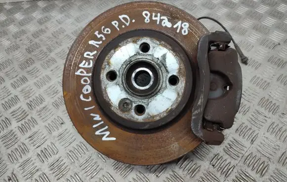 Mini One - Cooper Coupe R56 Front wheel hub
