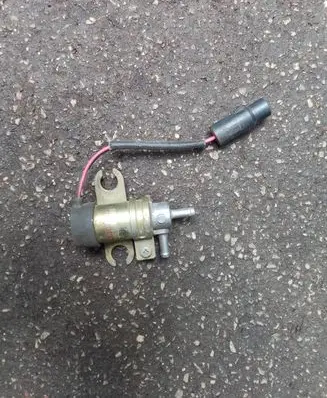 Subaru Impreza I Vacuum valve 16102AA090 16102AA