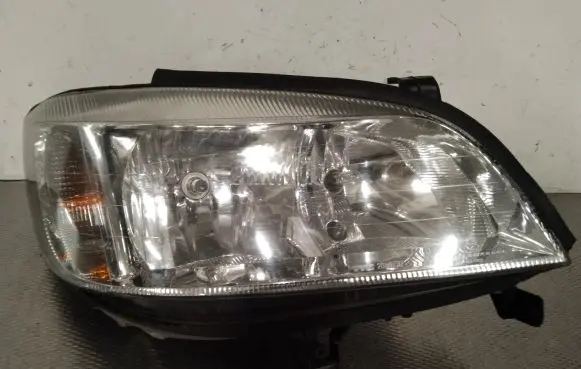Opel Zafira A Headlight/headlamp