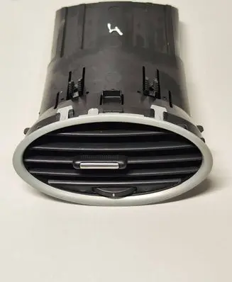 Ford Focus Dashboard side air vent grill/cover trim 4M51A014L21AD 4M51A014L21BC 6N41A014L21C