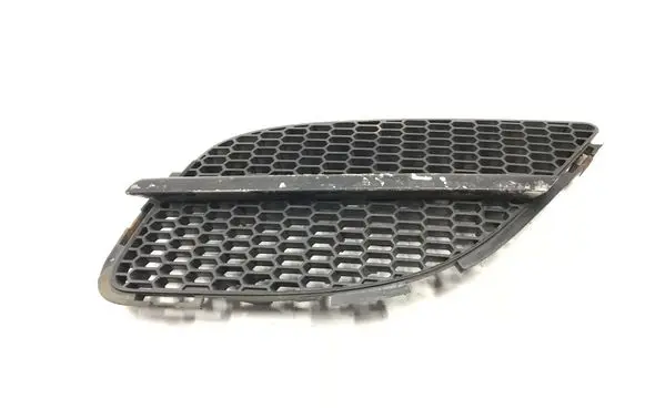 Nissan Almera N16 Front bumper lower grill LH62330bn700