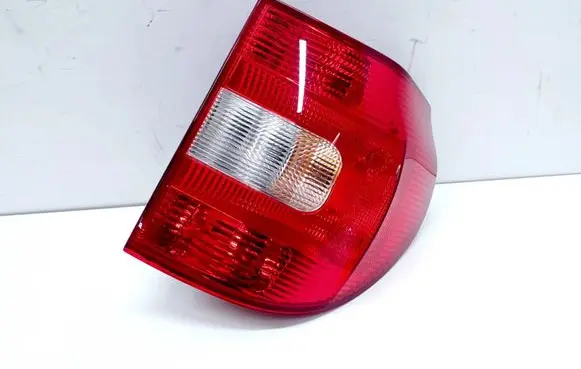 Skoda Yeti (5L) Rear/tail lights 5L0945112