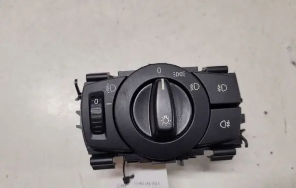BMW 1 E81 E87 Light switch 6932794 33600102 2815201