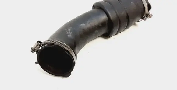 Volvo S60 Intercooler hose/pipe 08692401