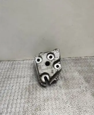 Peugeot 407 Engine mounting bracket 9645030780