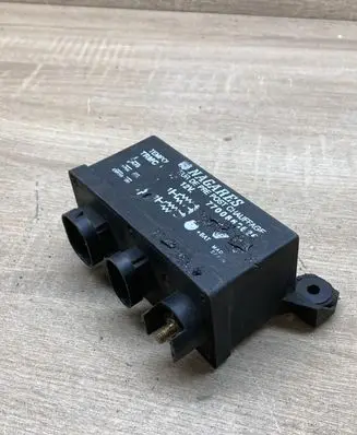Renault Laguna II Glow plug pre-heat relay 7700863626