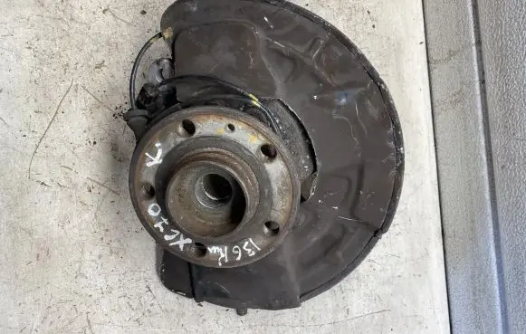 Volvo XC60 Front wheel hub