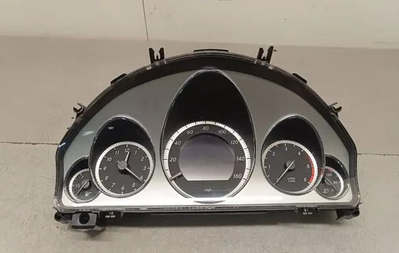 Mercedes-Benz E W212 Speedometer (instrument cluster) A2129005104 1440 241109