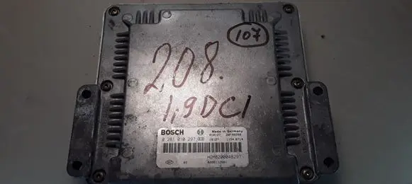 Renault Laguna II Engine control unit/module 0281010297 HOM8200048297