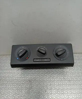 Skoda Fabia Mk2 (5J) Climate control unit 5J0820045D 6Q0819445