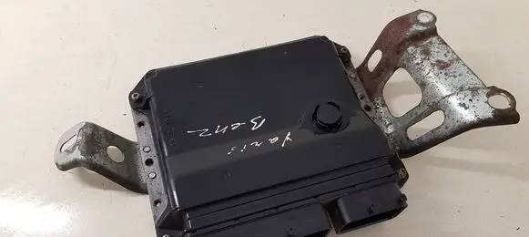 Toyota Yaris Engine control unit/module 896610D310