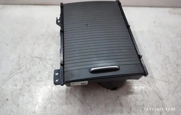 Land Rover Evoque I Cup holder front BJ32600D00AB