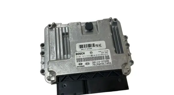 Hyundai Tucson JM Engine control unit/module 3911427295 3911727295 0281013418