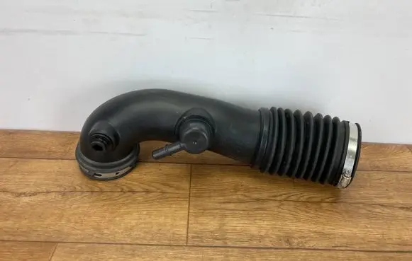 Ram 1500 DT Air intake hose/pipe 68264887AAPINYA 68264887AA