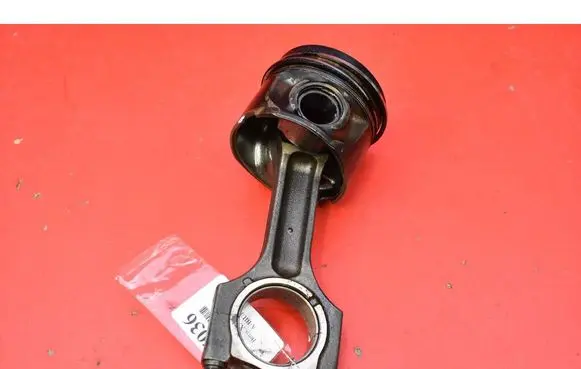 BMW X5 E70 Piston 