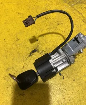 Citroen DS3 Ignition lock