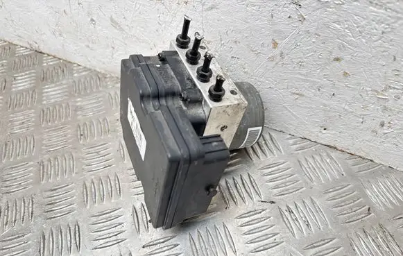KIA Pro Cee'd III ABS Pump 6158941600 58900J7AB0 J758924900