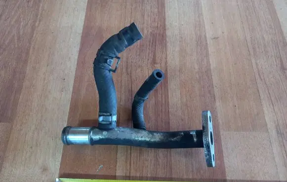 Mazda 6 Engine coolant pipe/hose