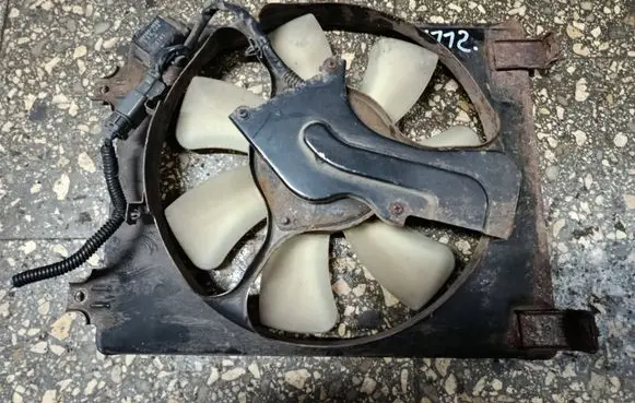 Honda Civic Electric radiator cooling fan