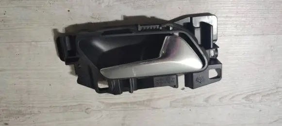 Peugeot 508 II Front door interior handle 98201552