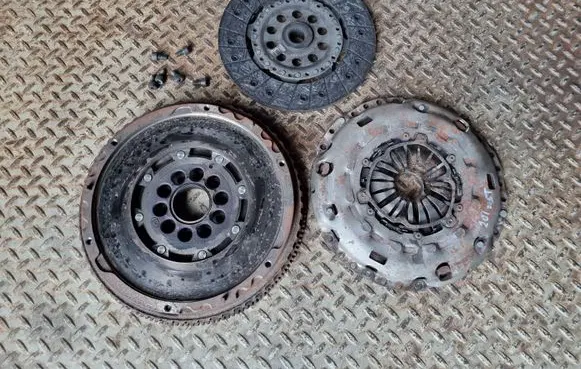 Ford Mondeo MK IV Clutch set kit 4N517550GC