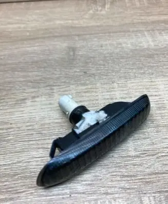 BMW 3 E46 Front fender indicator light 8382104 Black