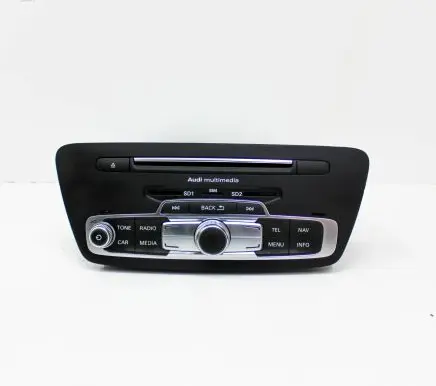 Audi Q3 8U Radio/CD/DVD/GPS head unit 8U1035746D