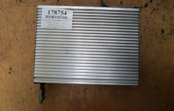Toyota Avalon XX10 Comfort/convenience module