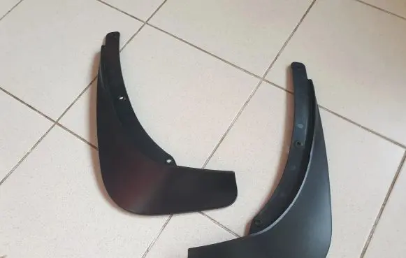 Dacia Sandero Rear mudguard 8201235609