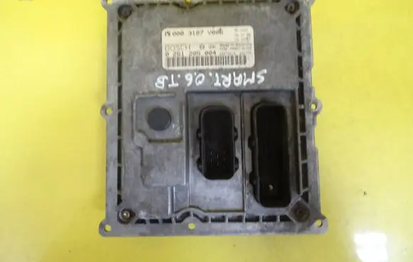 Smart ForTwo I Engine control unit/module 0261205004 0003107V006