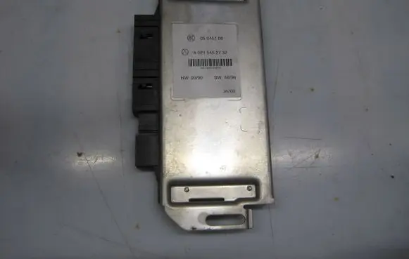 Mercedes-Benz S W220 Tow bar trailer control unit/module A0215452732