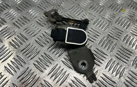 Mercedes-Benz GLC X253 C253 Headlight/headlamp level sensor A0009053704 1715 A2139053402