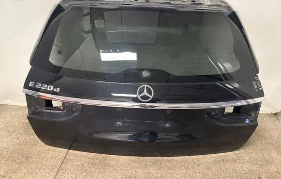 Mercedes-Benz E W213 Tailgate/trunk/boot lid