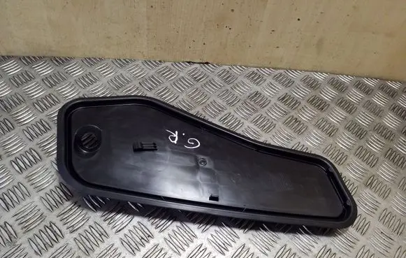 Skoda Octavia Mk3 (5E) Other rear door trim element 5E0839916A