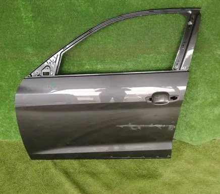 Audi A1 Front door 82G831311