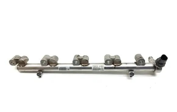 Jaguar XK - XKR Fuel main line pipe BB5E9F797BD 0261555182