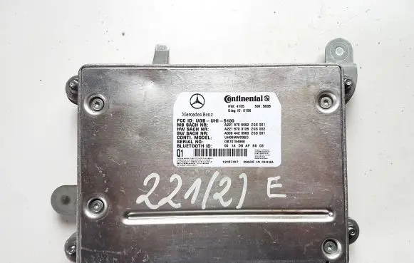 Mercedes-Benz S W221 Bluetooth control unit module A2218708992 A2218703126