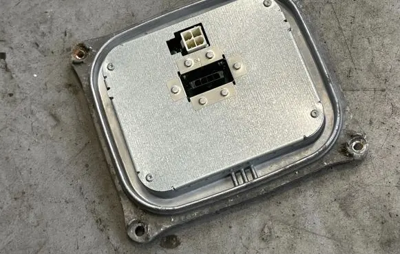 BMW 3 E92 E93 Xenon control unit/module 1307329153 10EEG071242 301195