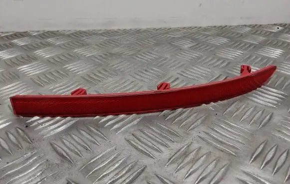 Volkswagen Tiguan Rear tail light reflector 5N0945106