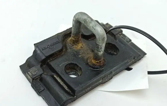 Mercedes-Benz R W251 Trunk lock loop A1647400132