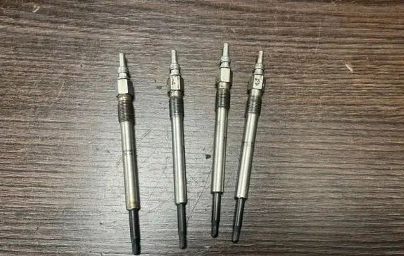 Volkswagen II LT Glow plug 0100226435