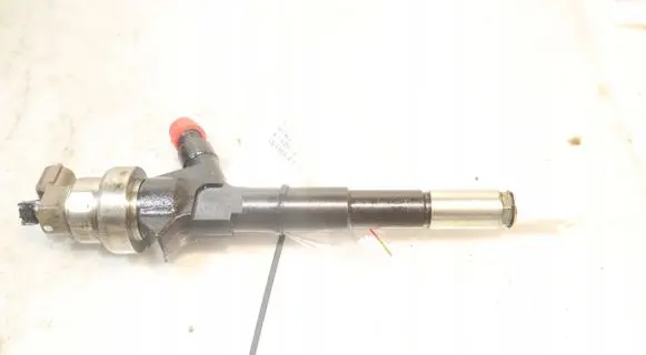 Fuel injector