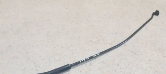 Hyundai i30 Engine bonnet/hood prop rod/strut 