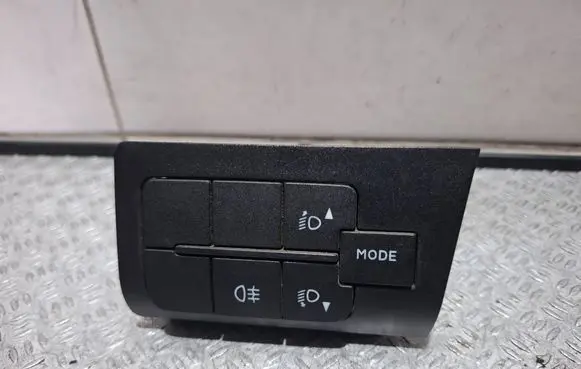 Fiat Ducato Headlight level height control switch 7355860830