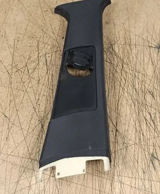 BMW X5 E53 (B) pillar trim (top) 51438203872 8203872