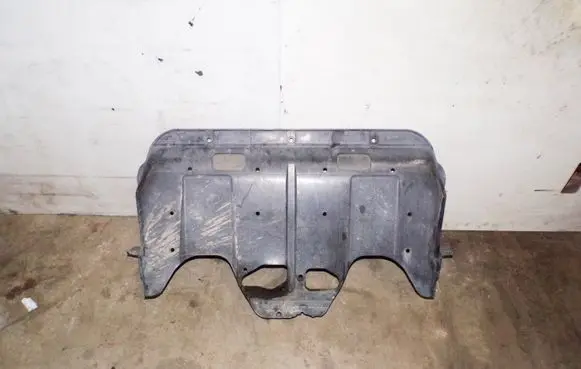 Subaru Legacy Engine splash shield/under tray