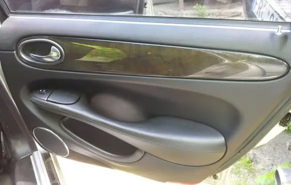Jaguar XJ X308 Rear door speaker cover trim 