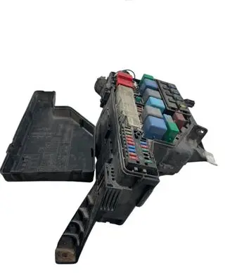 Toyota Prius (XW20) Fuse box set
